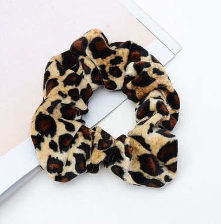 Vintage leopard spotted hair scrunchie