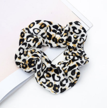 Vintage leopard spotted hair scrunchie