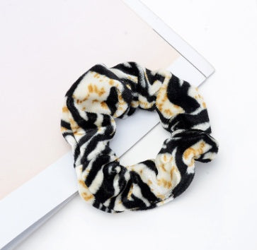 Vintage leopard spotted hair scrunchie