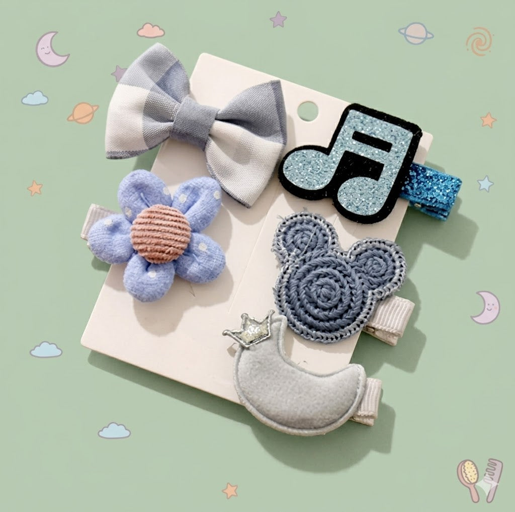 Set of decorative hair clips 
